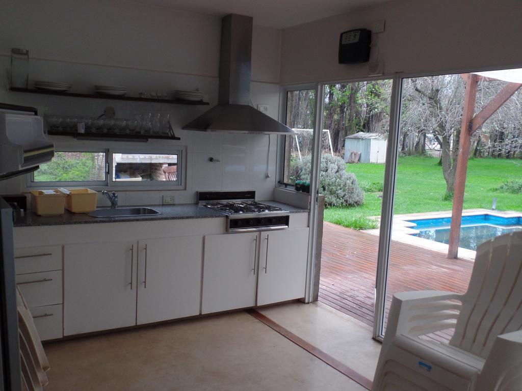 Las Acacias Plottier Exterior foto